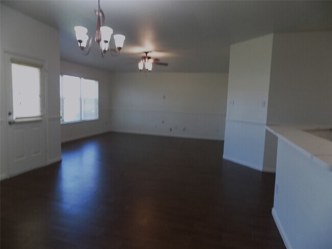 Building Photo - 1918 Appleton Dr