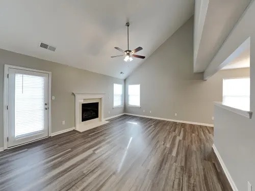 Building Photo - 10736 Glenluce Ave