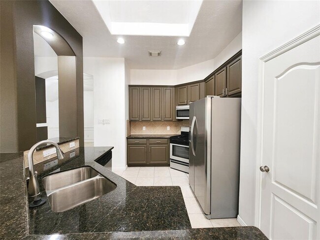 Building Photo - 18730 Dempsey Oaks Dr