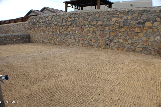 Building Photo - 12449 Chamberlain Dr