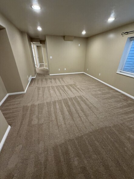 Building Photo - 11651 Mapleberry Ct