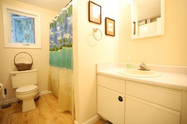 Building Photo - $1950/mo 2 Bed fully furnished condo in Thornton!