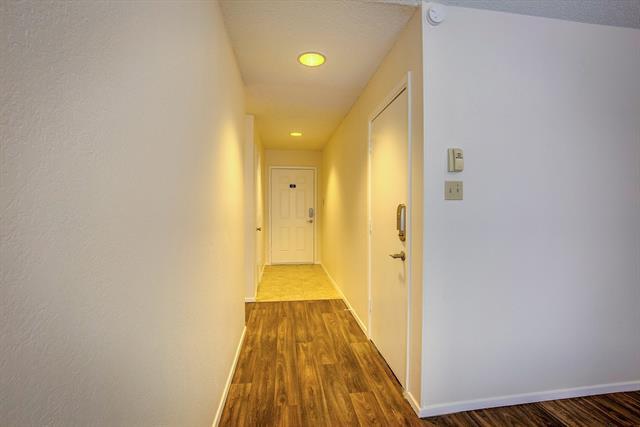 Building Photo - 6406 Springfield Dr