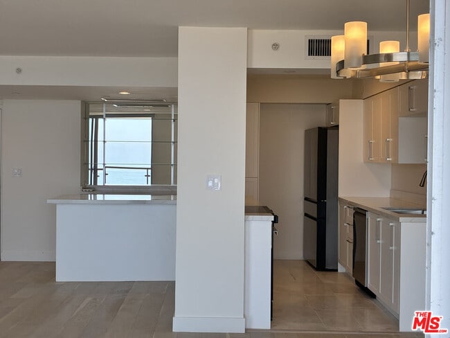 Building Photo - 201 Ocean Ave