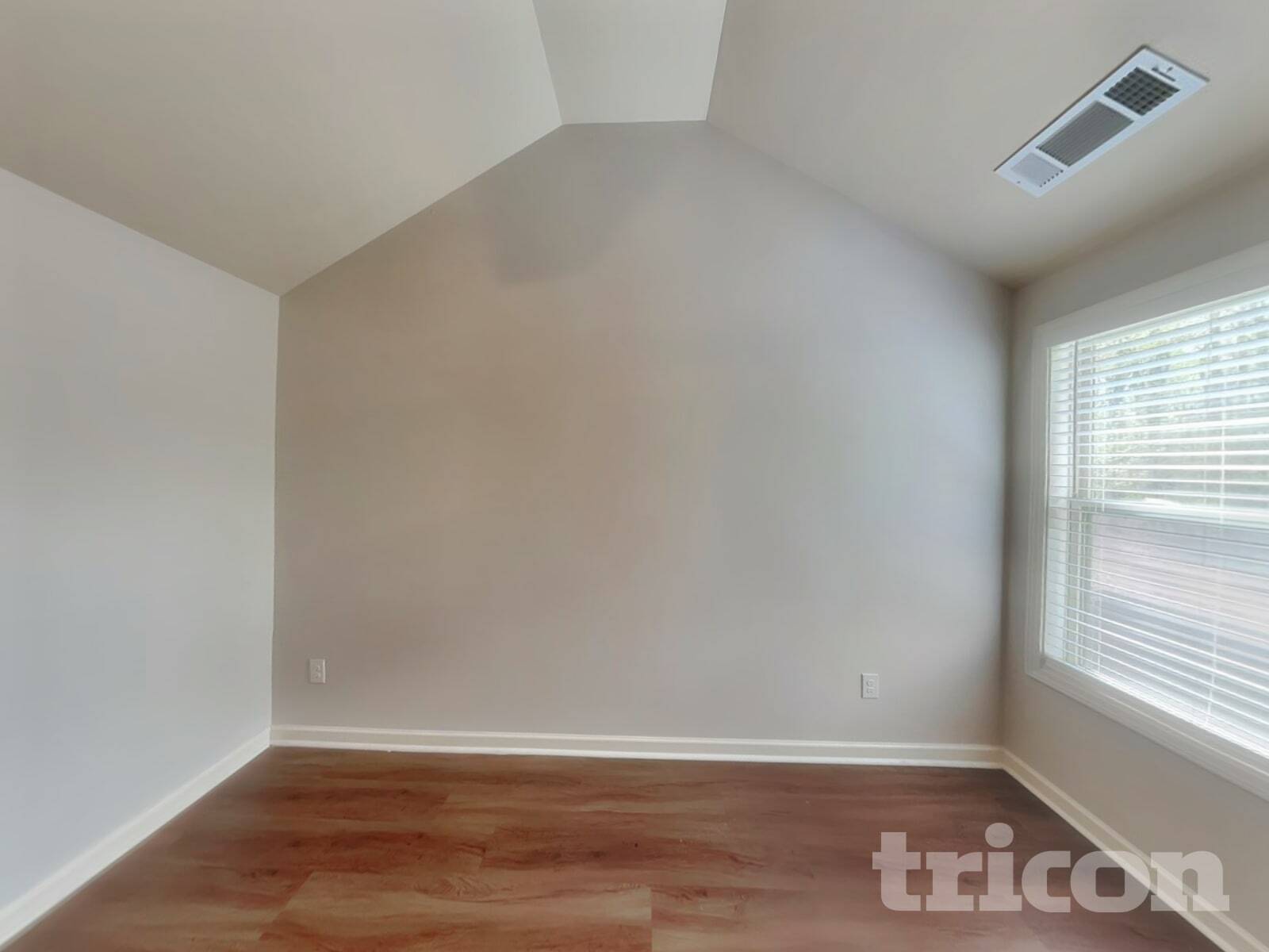 Building Photo - 217 Adeline Ln