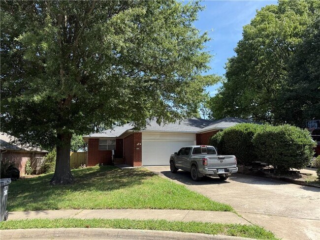 Building Photo - 4310 Nightingale Ln