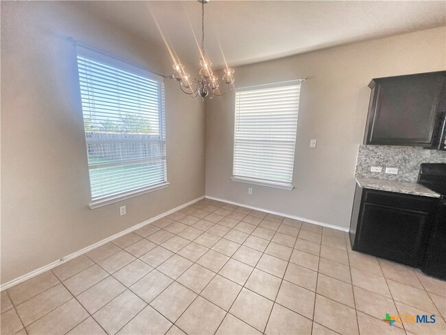 Building Photo - 525 Tom Kemp Dr