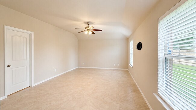 Building Photo - 3403 McDonough Way
