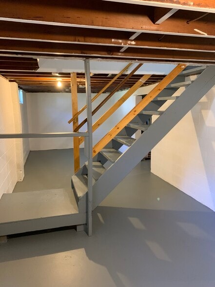 Basement - 2537 Parkwood Ave