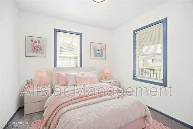 Building Photo - 961 Wyley Ave