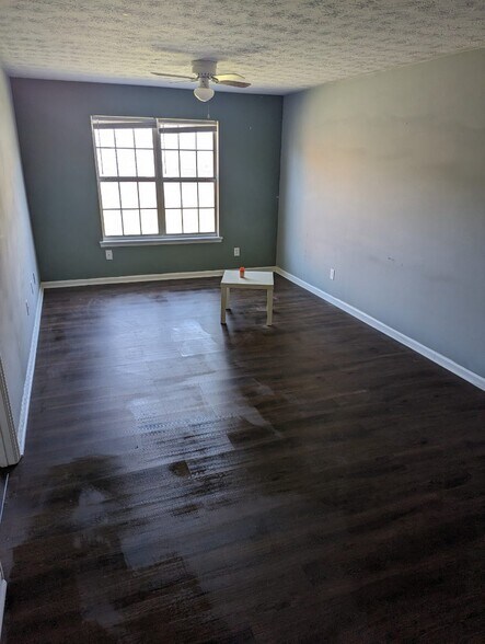 Building Photo - 222 Lanier Dr