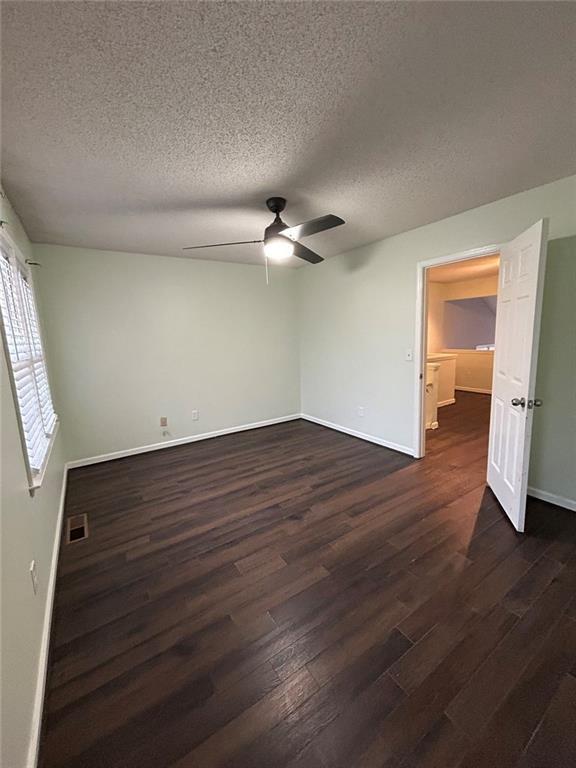 Building Photo - 1730 Paddlewheel Dr NE