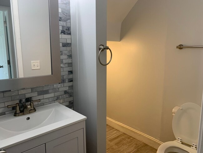 Building Photo - Five Bedroom Home in Falcon Bridge