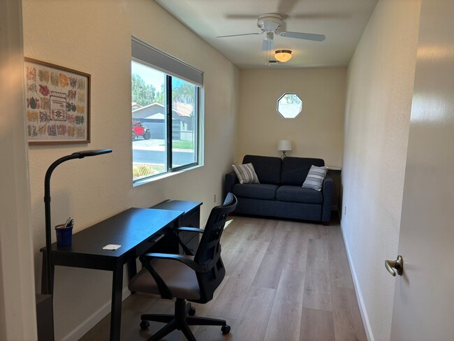 Building Photo - Lovely 3 bedroom 2 bath home in the grass in Leisure World a 45+ Active Adult Resort Community. M...