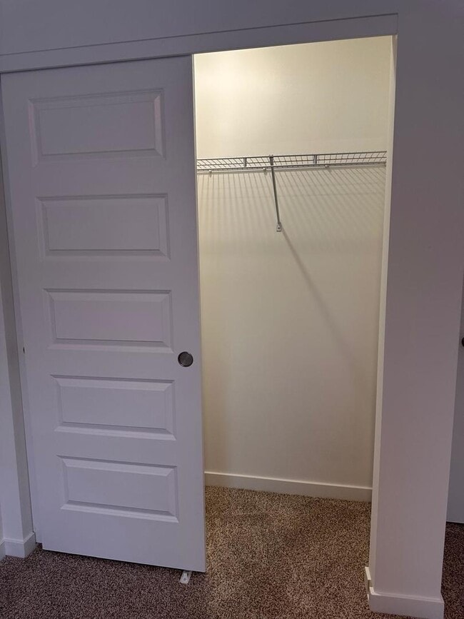 Building Photo - 2270 Barbera Dr