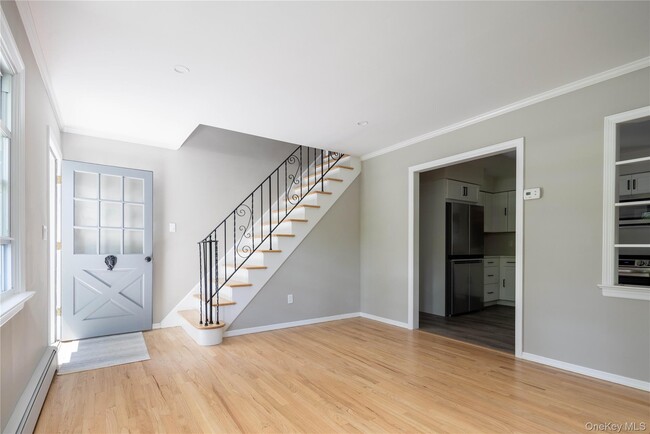 Building Photo - 795 Pine Tree Rd