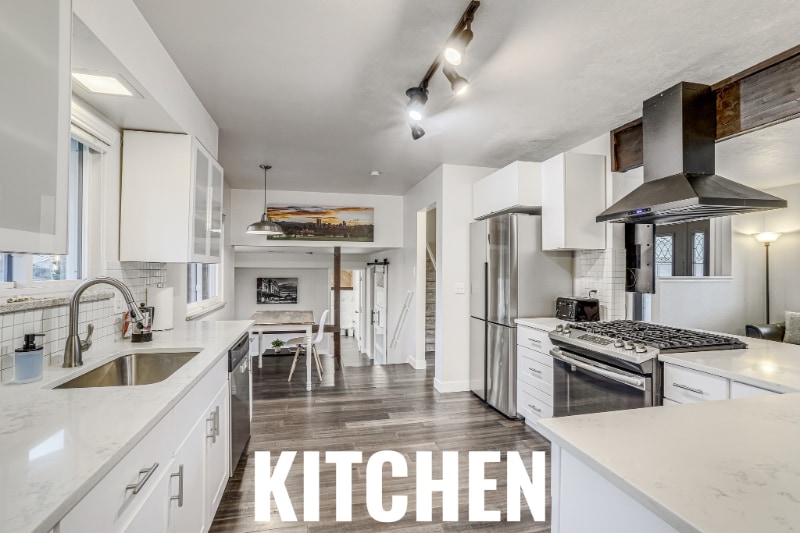 Building Photo - 2860 S Golden Way