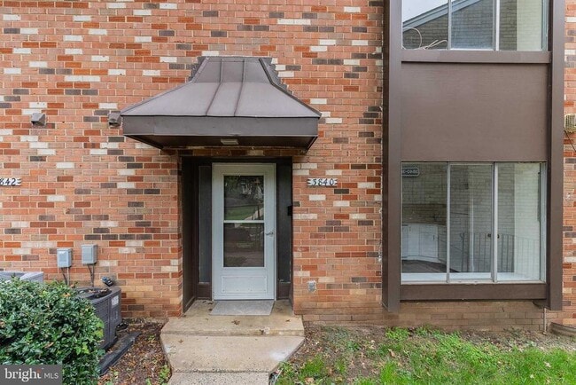 Building Photo - 3840 Persimmon Cir