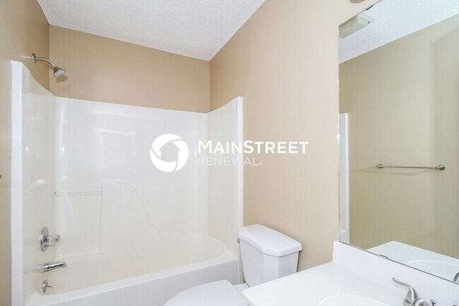 Building Photo - 3 Bedroom Pet-Friendly Home in Clemmons, NC with Main Street Renewal