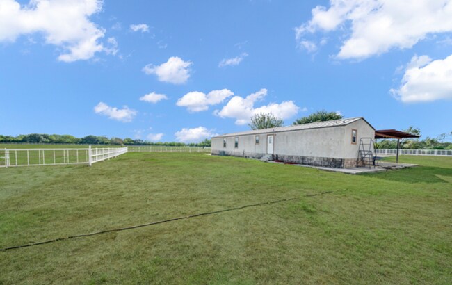 Building Photo - 11791 Kinney Rd