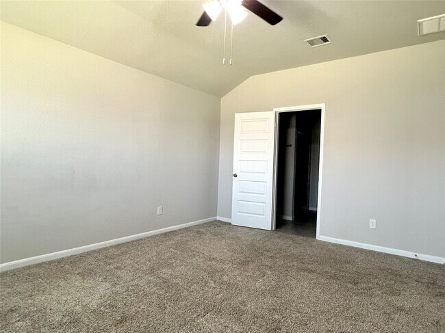 Building Photo - 21026 Albany Landing Ln