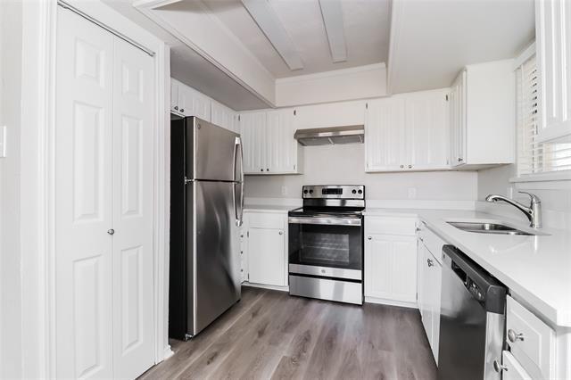 Building Photo - 4710 Green Hollow Dr