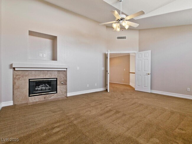 Building Photo - 2248 Midvale Terrace