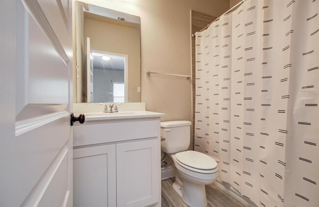Building Photo - 10838 Bouldin Creek