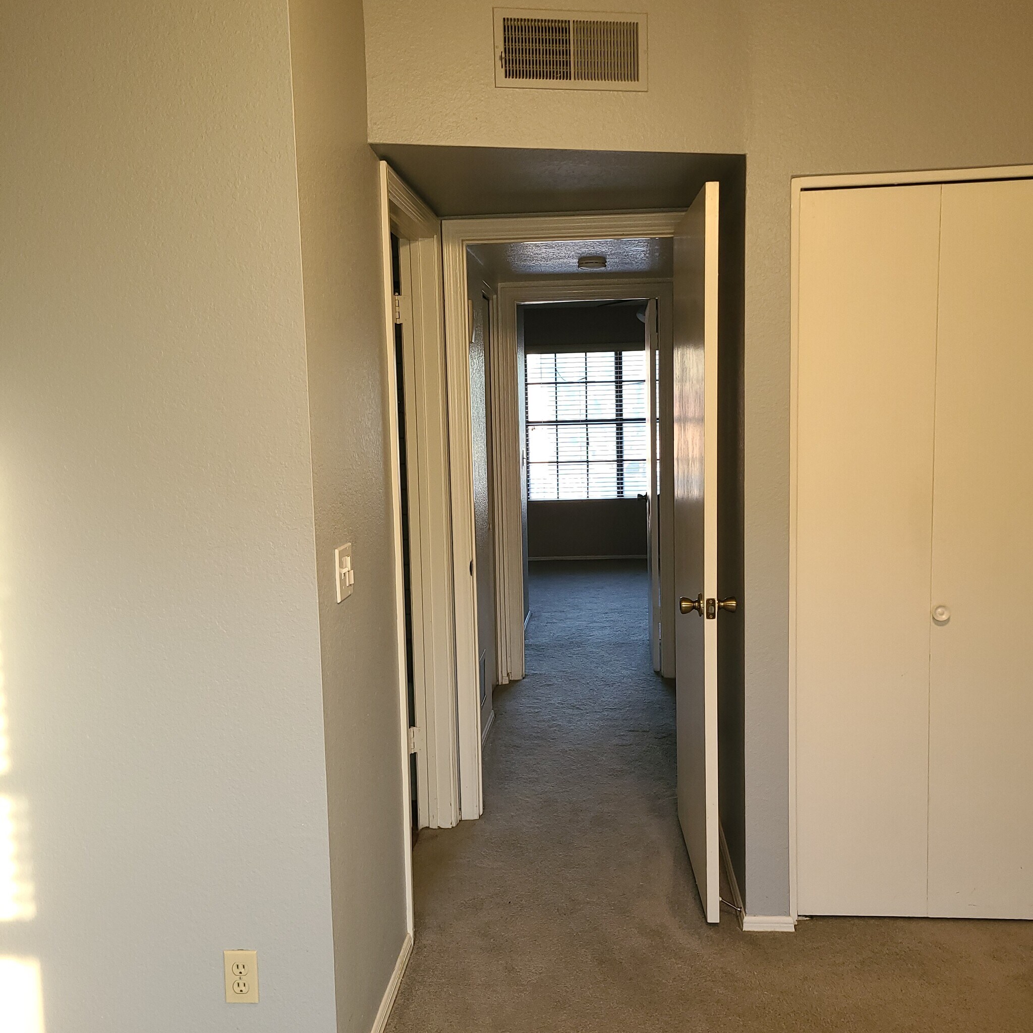 Building Photo - 3491 N Arizona Ave