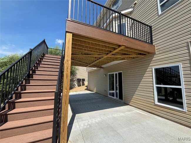 Building Photo - 2025 Maryland Oaks Cir