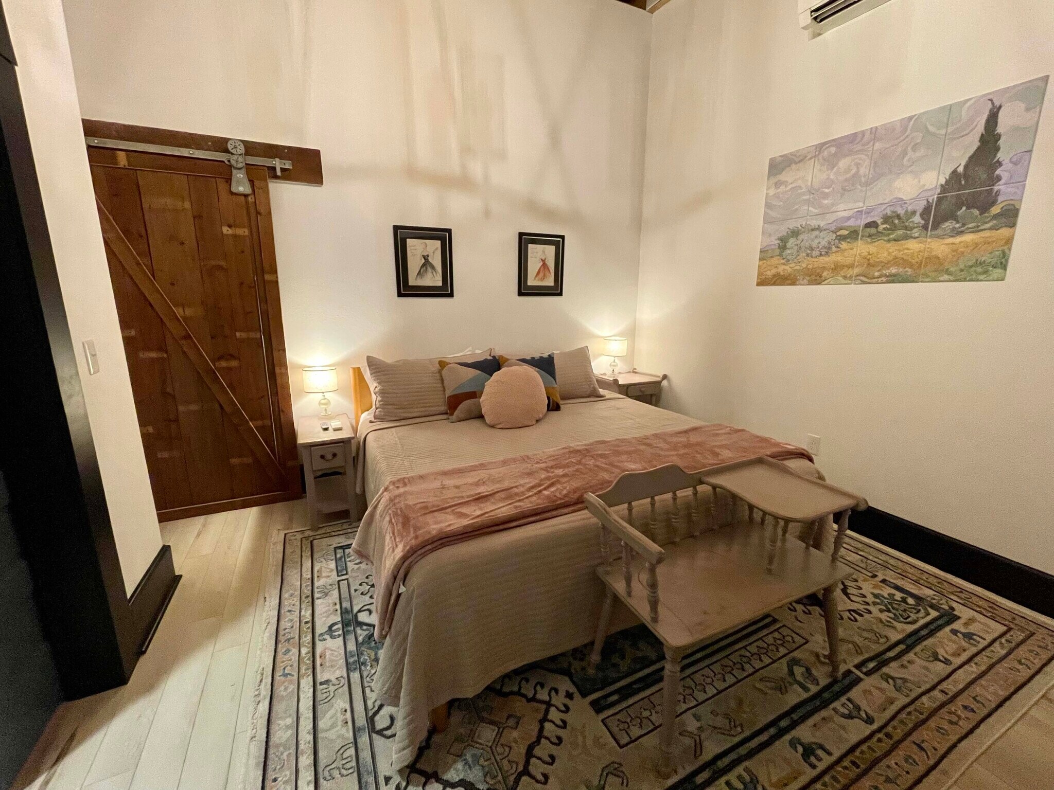 Building Photo - 719 S. Baker St.