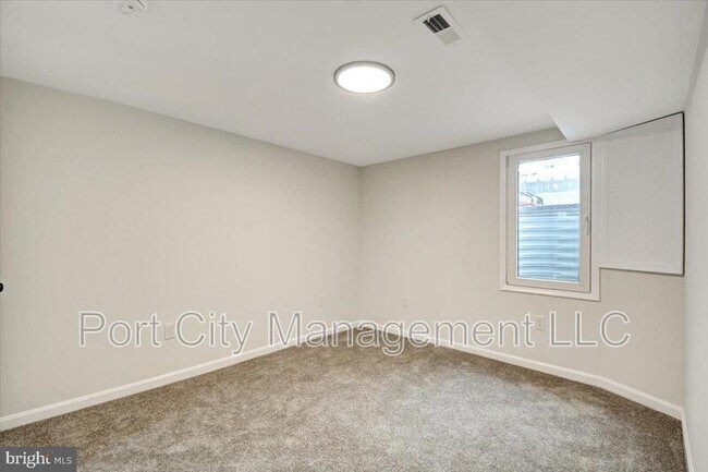 Building Photo - 217 N Belnord Ave