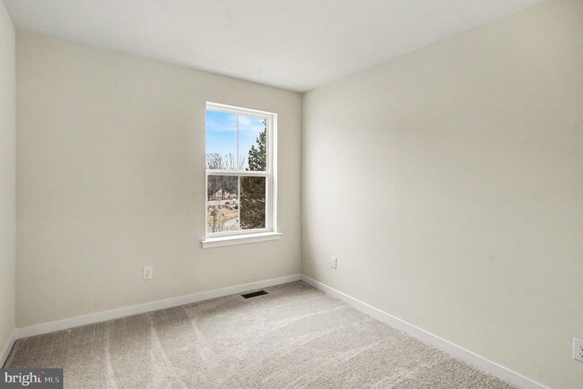 Building Photo - 1277 Fillmore St