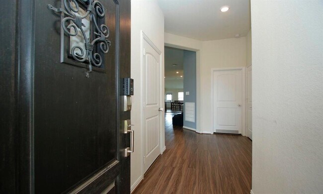 Building Photo - 20202 Creekdale Bend Dr
