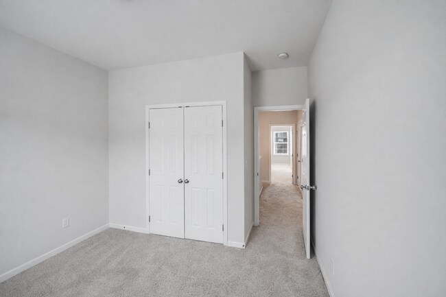 Building Photo - Townhomes at Ayrsley: Stunning 3-Bedroom Home with Modern Flair!