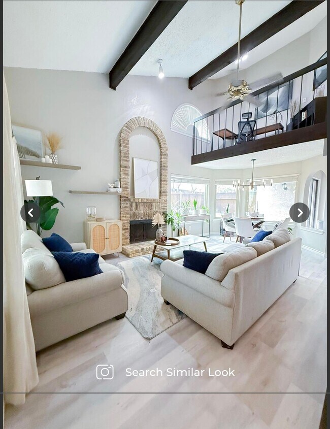 Building Photo - 14151 Montfort Dr