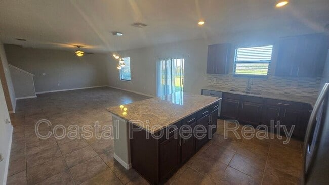 Building Photo - 9613 Sage Creek Dr