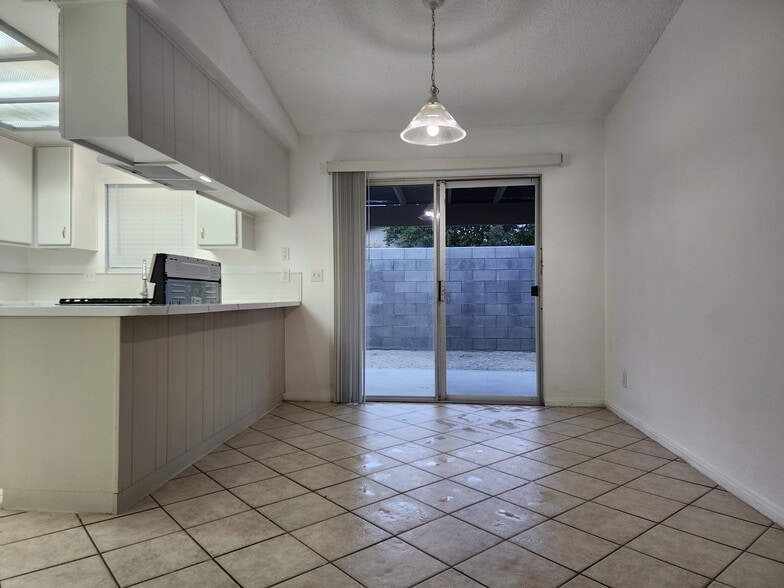 Dining Room - 33632 Pueblo Trail