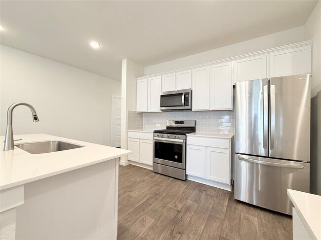 Building Photo - 3013 Louris Ln