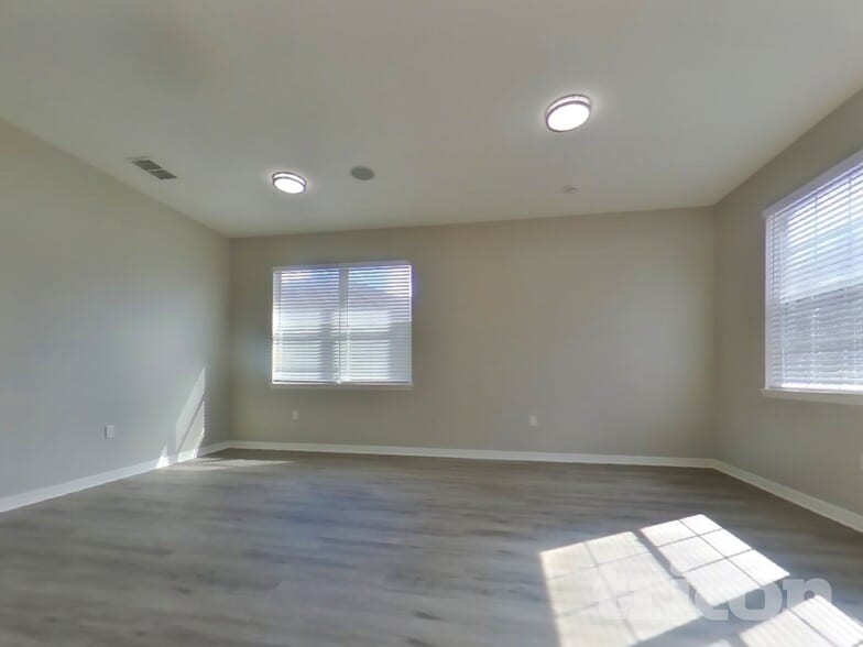 Building Photo - 168 Blackstone Creek Rd