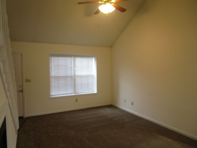 Building Photo - 3508-3510 Delmar Ct.