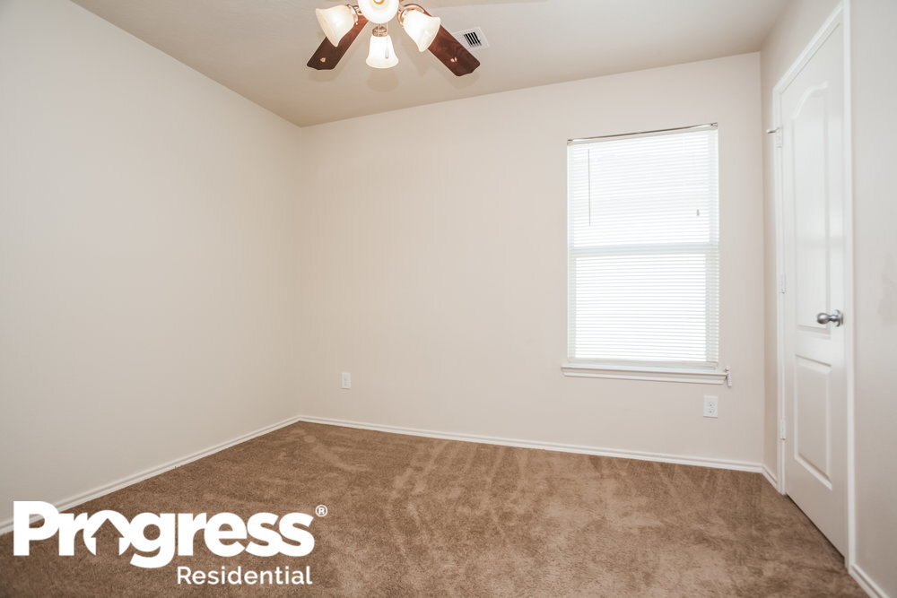 Building Photo - 2730 Skyview Grove Ct