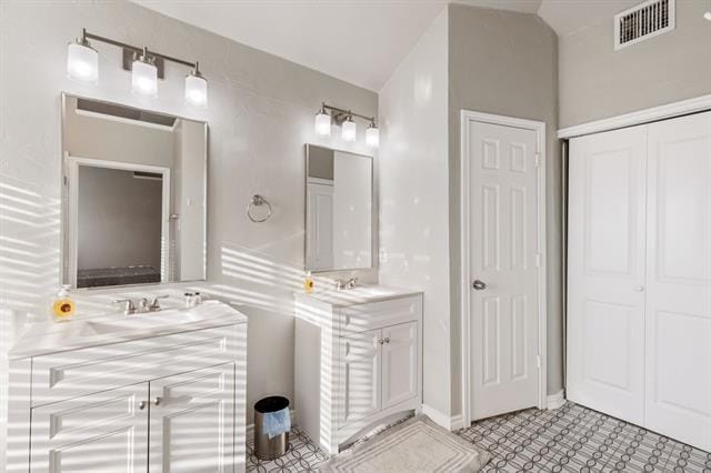 Building Photo - 4709 Justin Dr