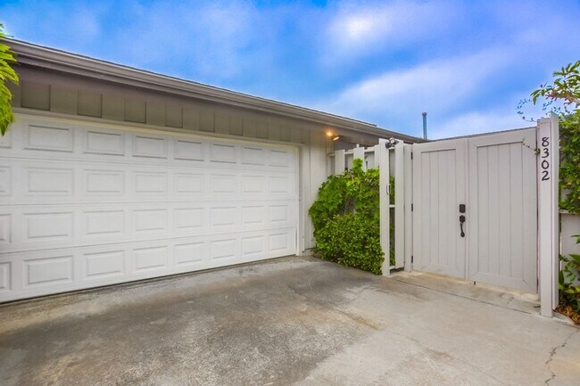 Building Photo - Modern Ocean View Home in La Jolla 4 Bed, 3 Bath