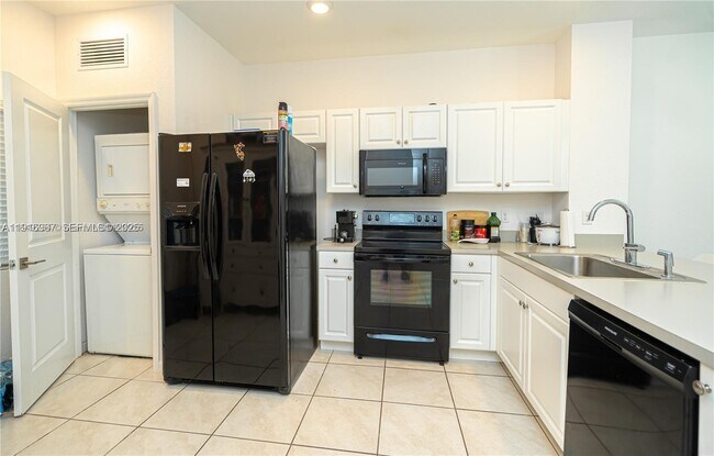 Building Photo - 2820 NW 180th St