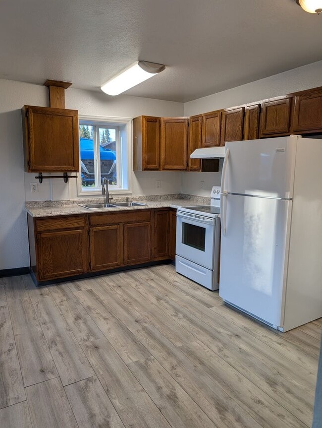 Building Photo - 236 Princess Dr