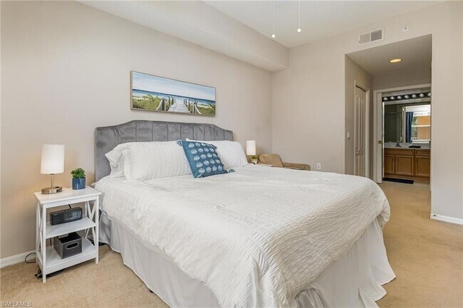 Building Photo - 8470 Kingbird Loop