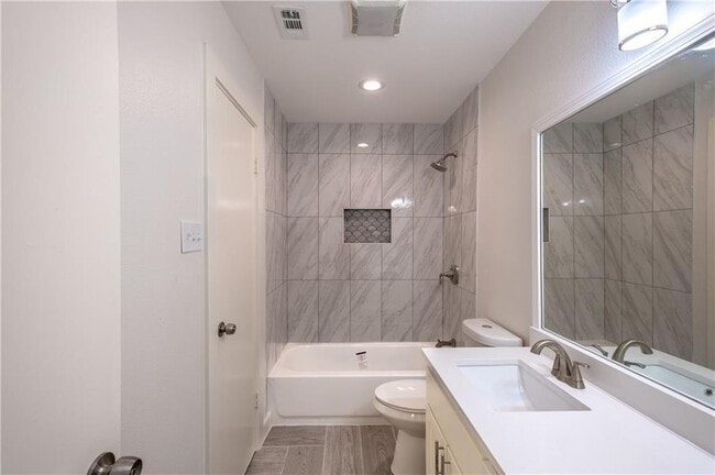 Building Photo - 2311 Singletree Ave