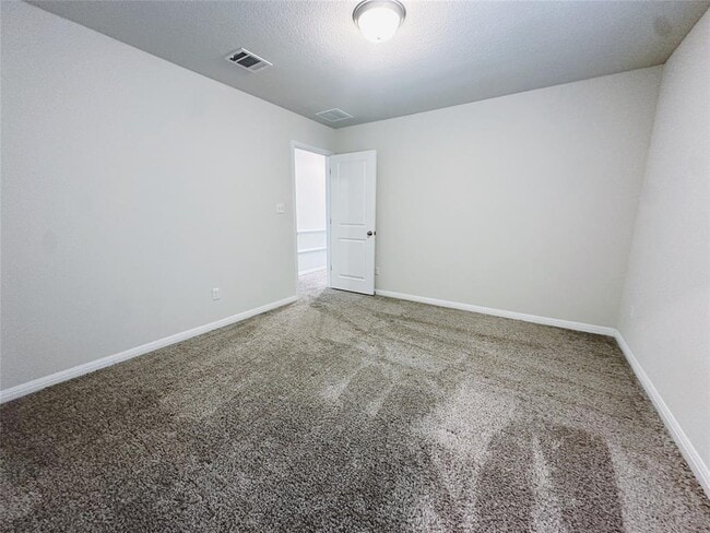 Building Photo - 330 Delaware Mountains Ter