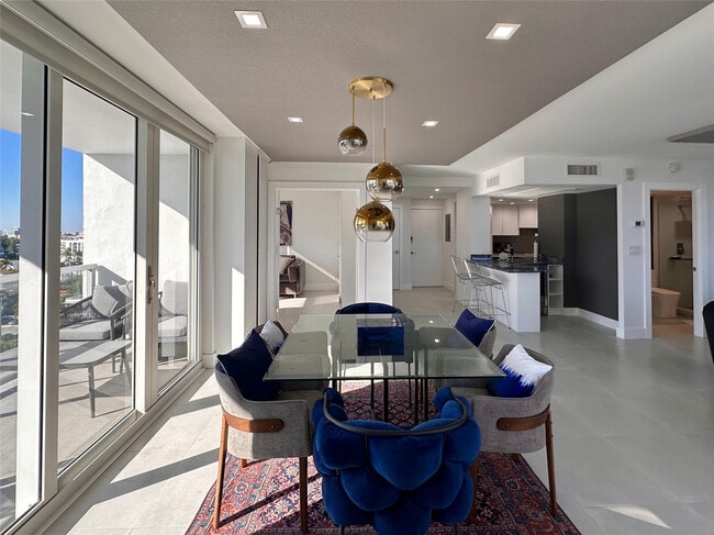 Building Photo - 209 N Fort Lauderdale Beach Blvd